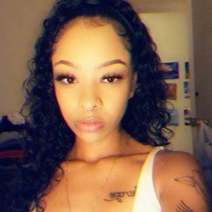 Meet your Posher, Cassandra